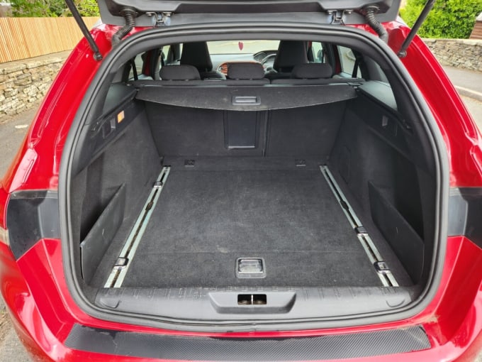 2025 Peugeot 308 Sw