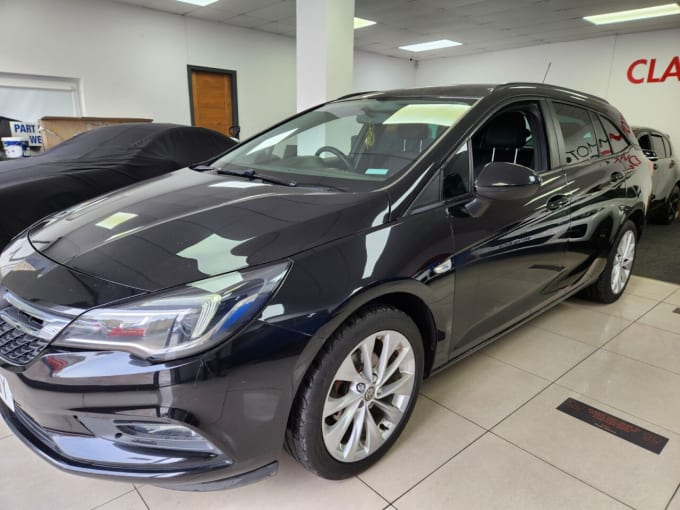 2025 Vauxhall Astra