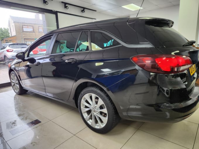 2025 Vauxhall Astra