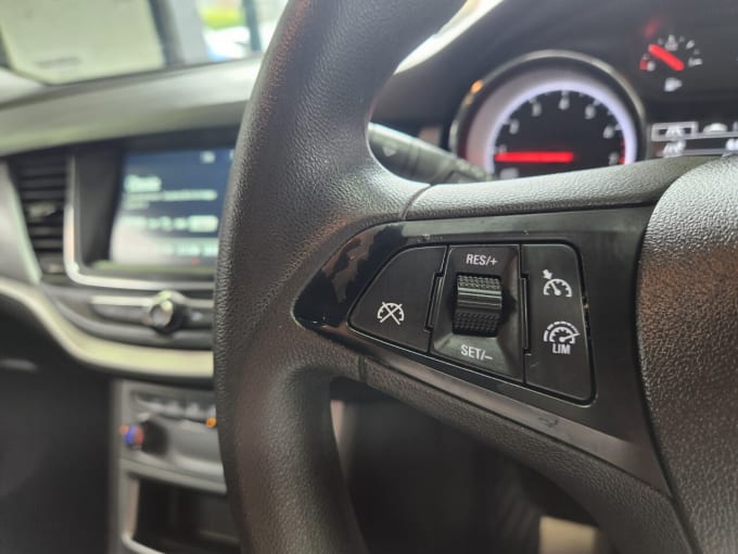2025 Vauxhall Astra