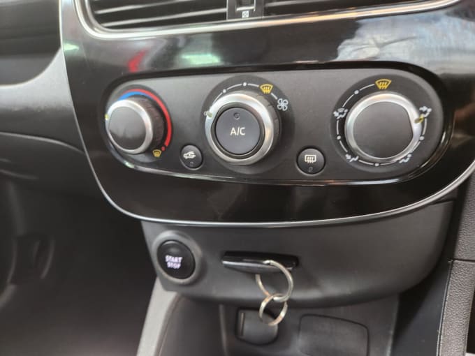 2025 Renault Clio
