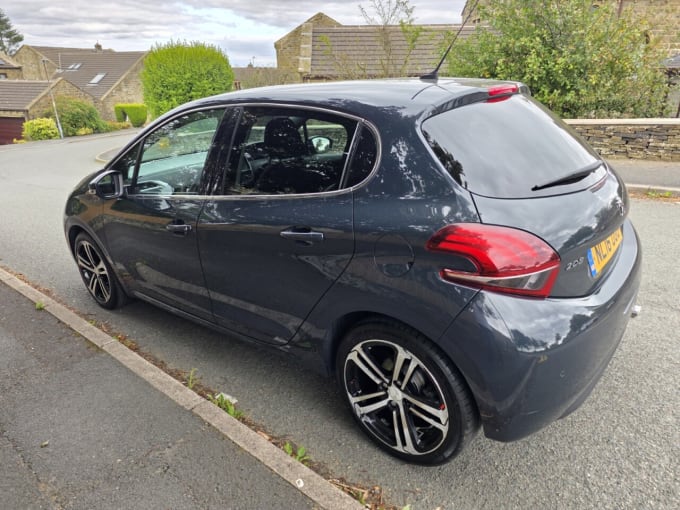 2025 Peugeot 208