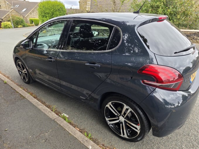 2025 Peugeot 208