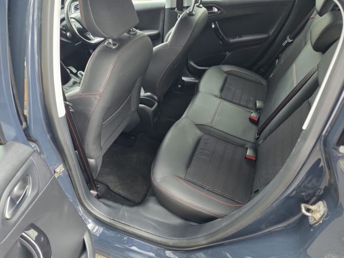 2025 Peugeot 208