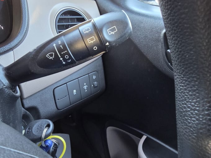 2025 Hyundai I10