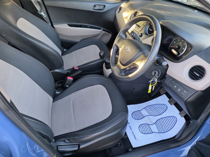 2025 Hyundai I10