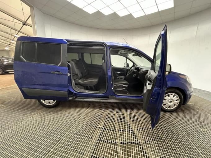 2024 Ford Grand Tourneo Connect