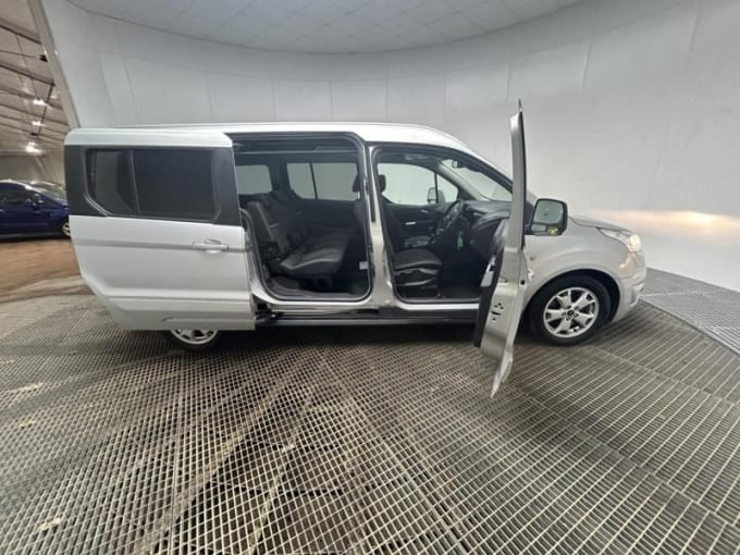 2024 Ford Grand Tourneo Connect