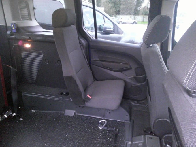 2025 Ford Tourneo Connect