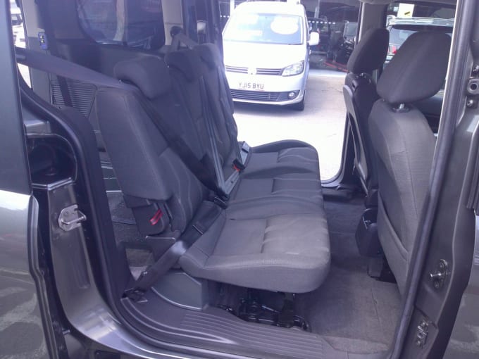 2024 Ford Grand Tourneo Connect