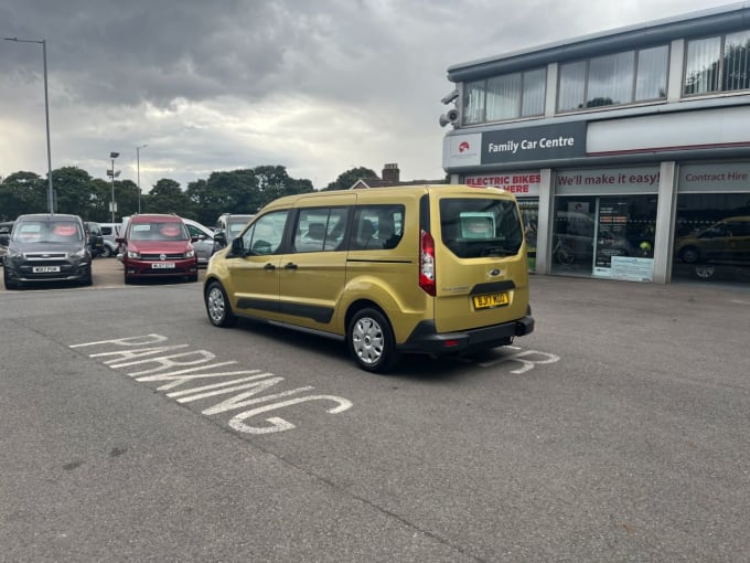 2024 Ford Grand Tourneo Connect