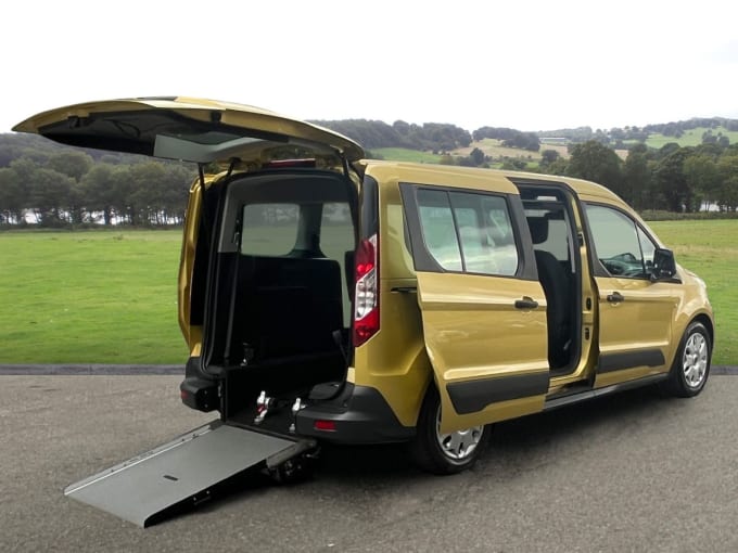 2024 Ford Grand Tourneo Connect