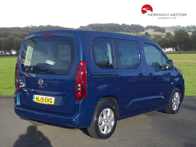 2025 Vauxhall Combo Life