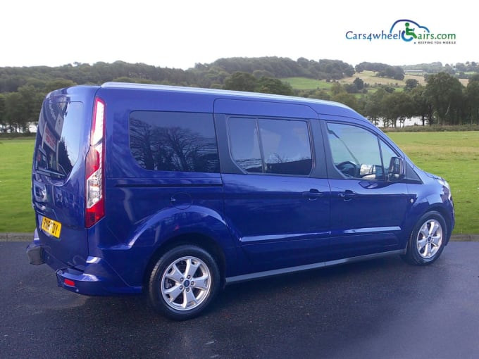 2025 Ford Grand Tourneo Connect