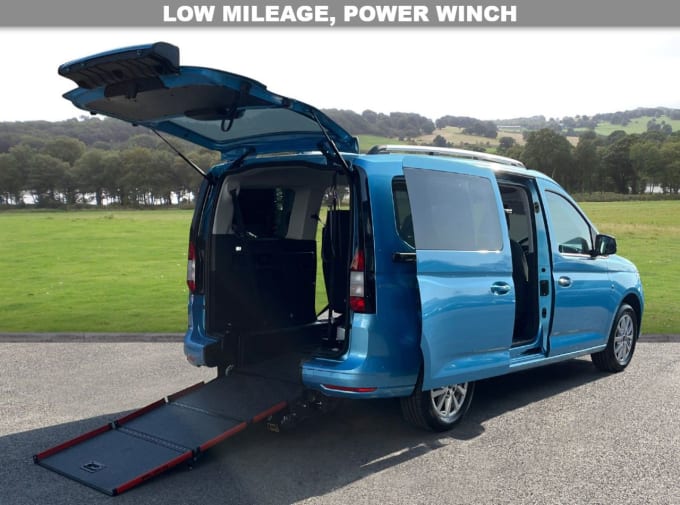 2025 Ford Grand Tourneo Connect