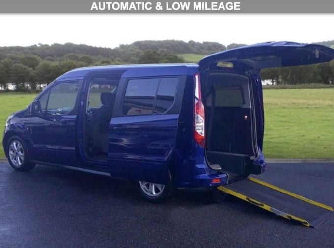 2025 Ford Grand Tourneo Connect