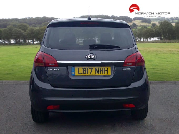 2025 Kia Venga