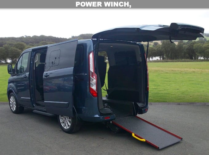 2025 Ford Tourneo Custom