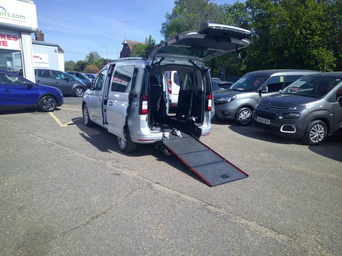 2025 Ford Tourneo Connect