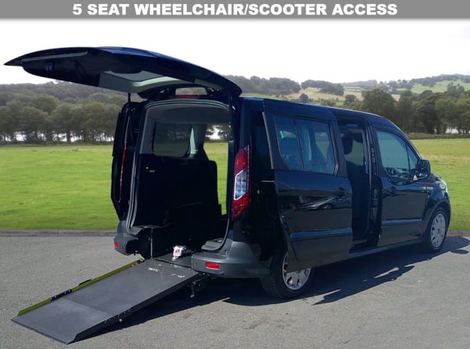 2025 Ford Grand Tourneo Connect