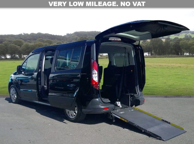 2025 Ford Grand Tourneo Connect