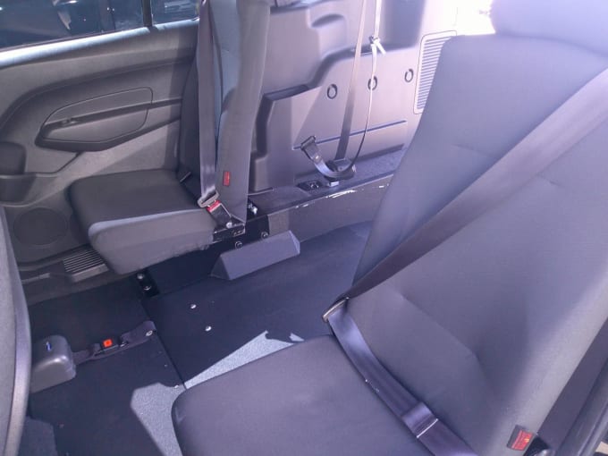 2025 Ford Grand Tourneo Connect