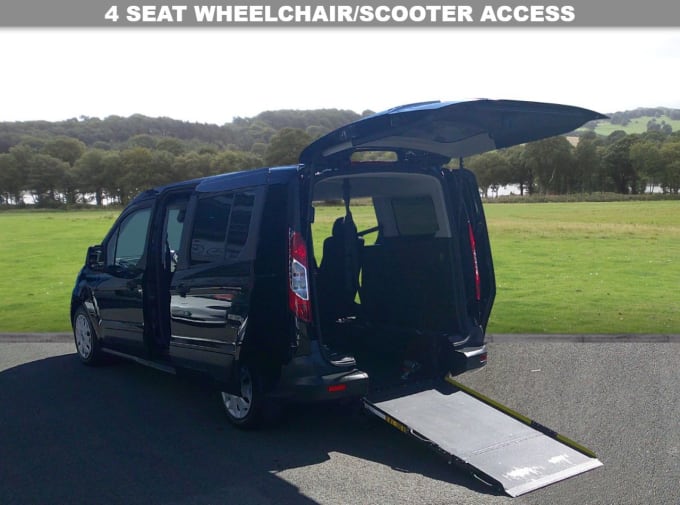 2025 Ford Grand Tourneo Connect