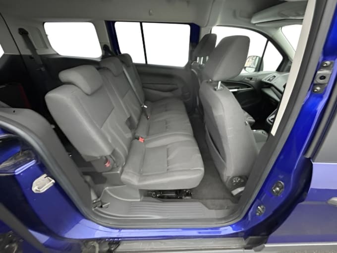 2025 Ford Grand Tourneo Connect
