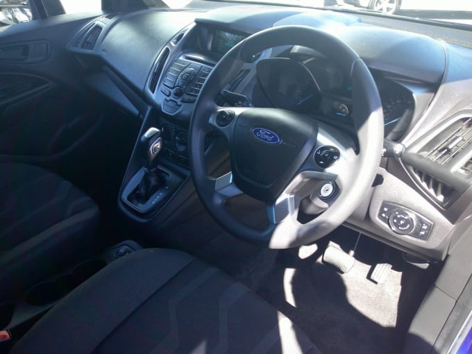 2025 Ford Grand Tourneo Connect