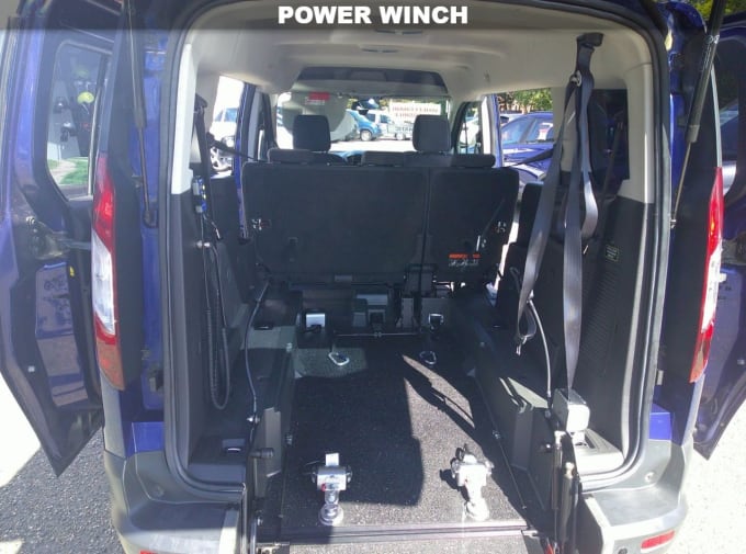 2025 Ford Grand Tourneo Connect