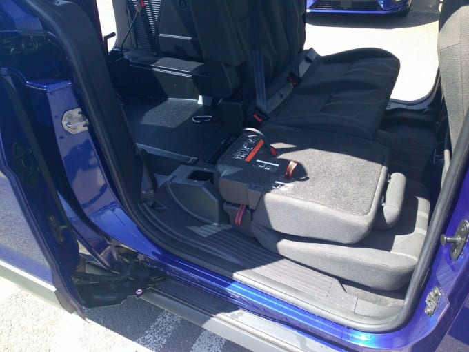 2025 Ford Grand Tourneo Connect