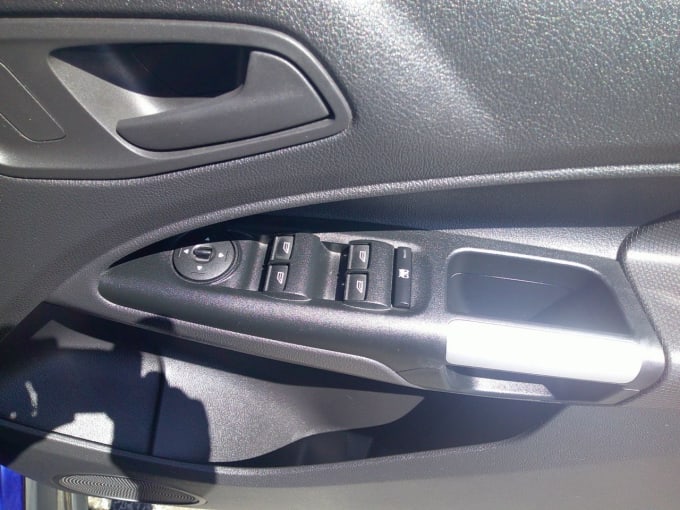 2025 Ford Grand Tourneo Connect