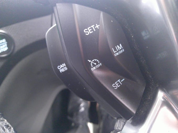 2025 Ford Grand Tourneo Connect