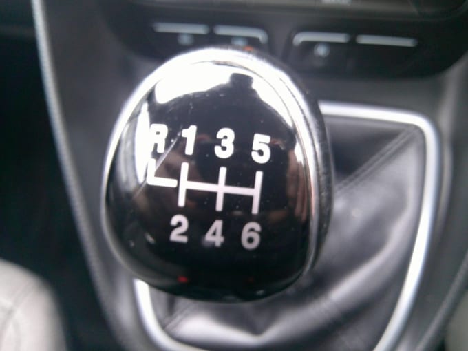 2025 Ford Grand Tourneo Connect