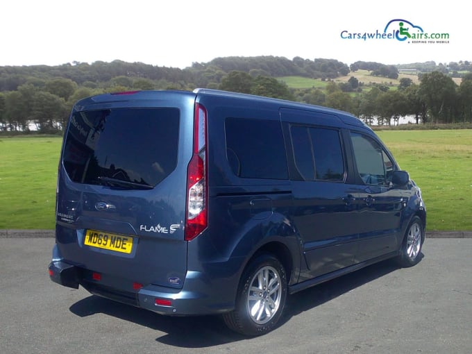 2025 Ford Grand Tourneo Connect