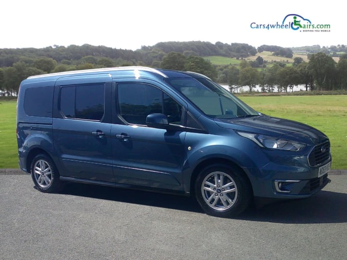 2025 Ford Grand Tourneo Connect