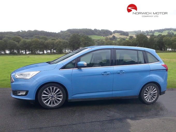 2025 Ford Grand C-max