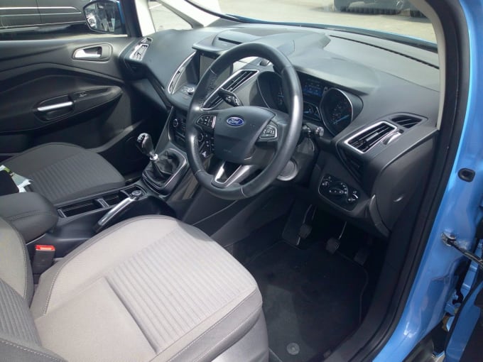 2025 Ford Grand C-max