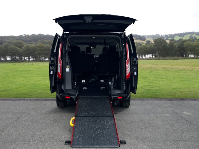 2025 Ford Tourneo Custom