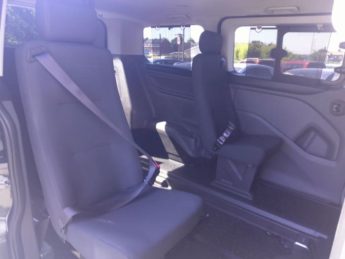 2025 Ford Tourneo Custom