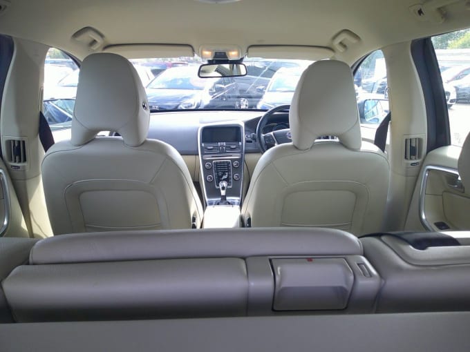 2025 Volvo Xc60