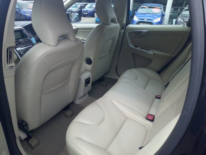 2025 Volvo Xc60
