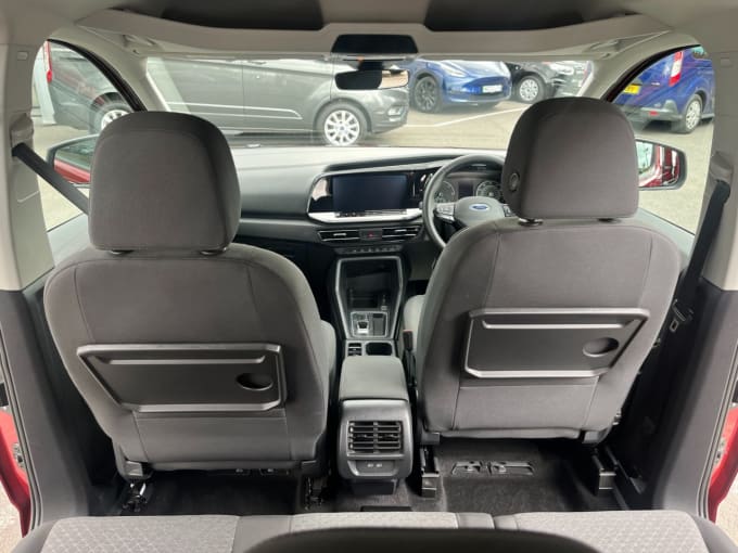 2025 Ford Grand Tourneo Connect