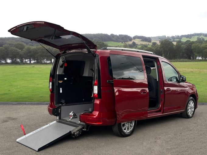 2025 Ford Grand Tourneo Connect
