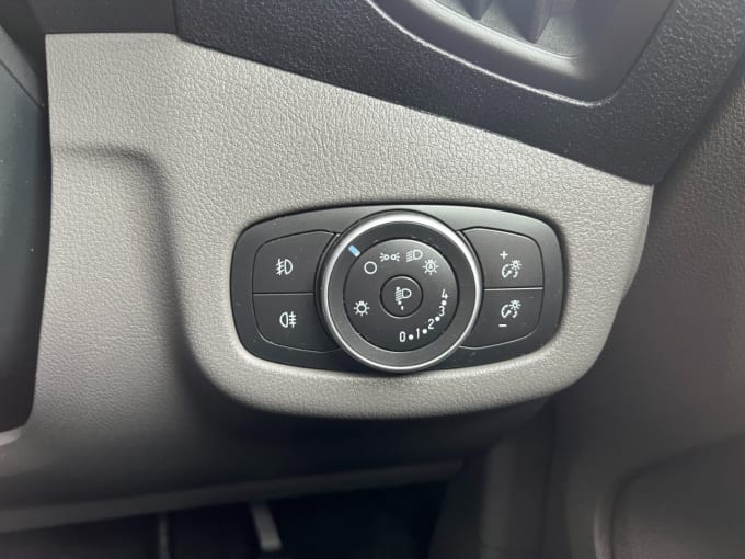 2025 Ford Grand Tourneo Connect