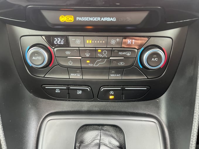 2025 Ford Grand Tourneo Connect