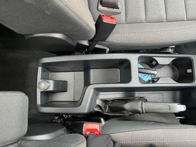 2025 Ford Grand Tourneo Connect