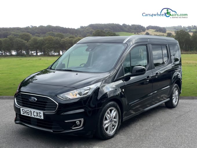 2025 Ford Grand Tourneo Connect