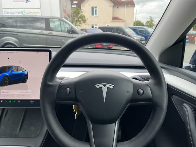 2025 Tesla Model Y