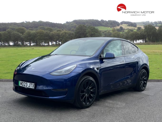 2025 Tesla Model Y